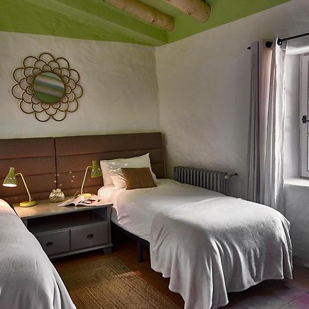 Sitges Hill Retreats-Masia Nur 22 Bedrooms Divided Over 9 Houses For Max 44 Guests Canyelles  Eksteriør bilde