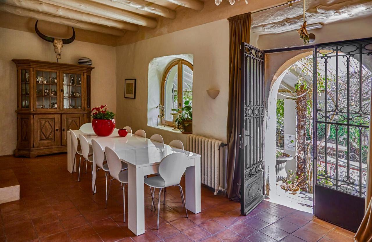 Sitges Hill Retreats-Masia Nur 22 Bedrooms Divided Over 9 Houses For Max 44 Guests Canyelles  Eksteriør bilde