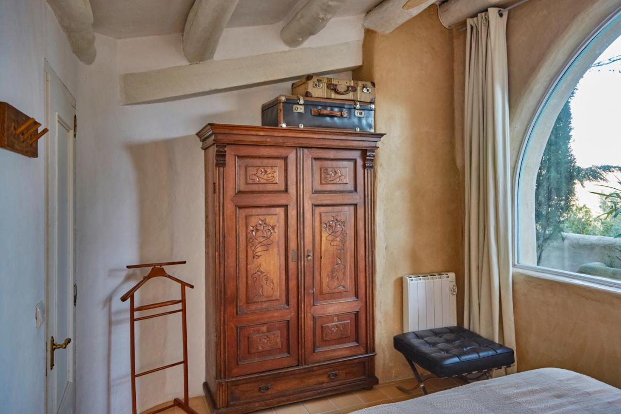 Sitges Hill Retreats-Masia Nur 22 Bedrooms Divided Over 9 Houses For Max 44 Guests Canyelles  Eksteriør bilde