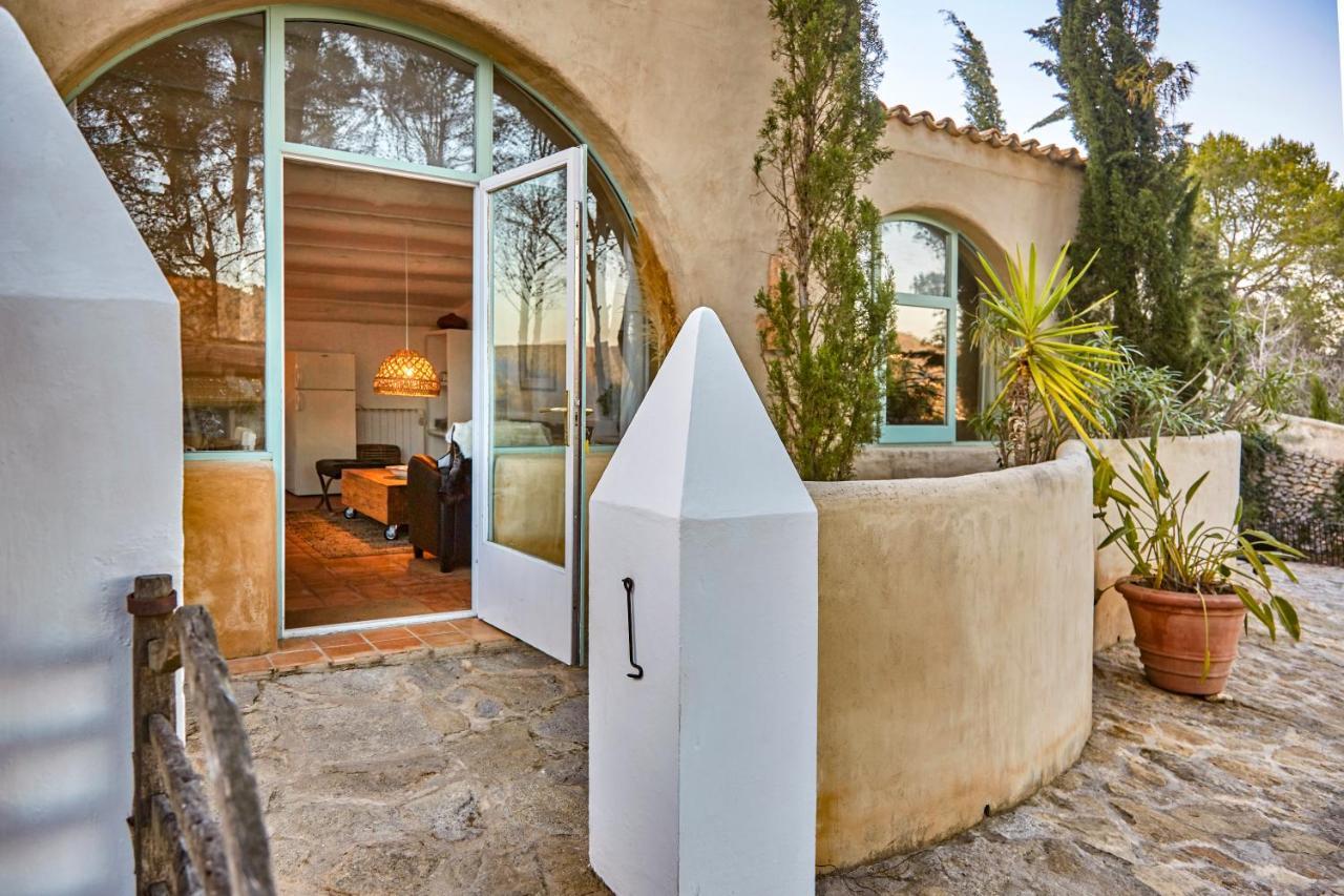 Sitges Hill Retreats-Masia Nur 22 Bedrooms Divided Over 9 Houses For Max 44 Guests Canyelles  Eksteriør bilde