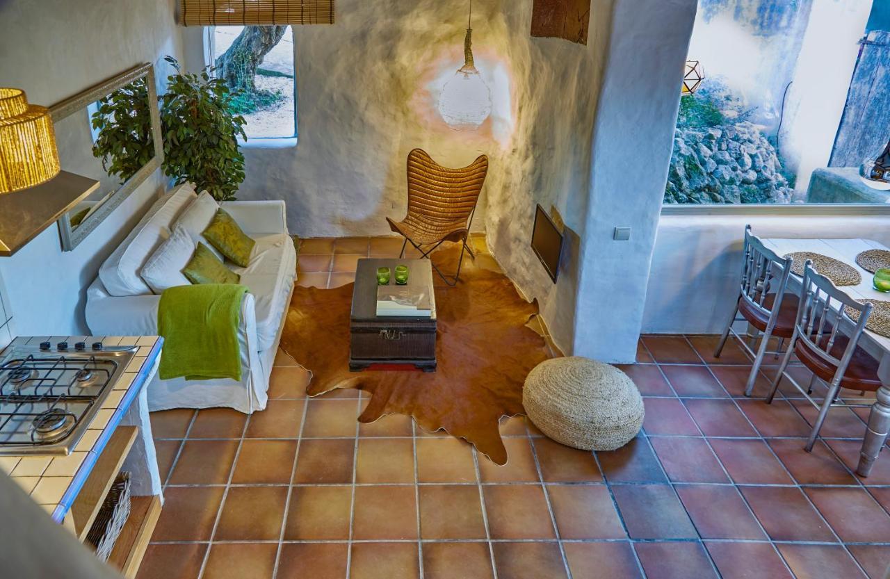 Sitges Hill Retreats-Masia Nur 22 Bedrooms Divided Over 9 Houses For Max 44 Guests Canyelles  Eksteriør bilde