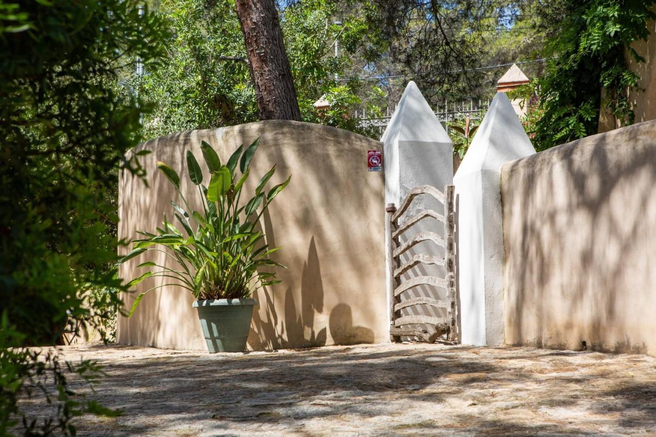 Sitges Hill Retreats-Masia Nur 22 Bedrooms Divided Over 9 Houses For Max 44 Guests Canyelles  Eksteriør bilde
